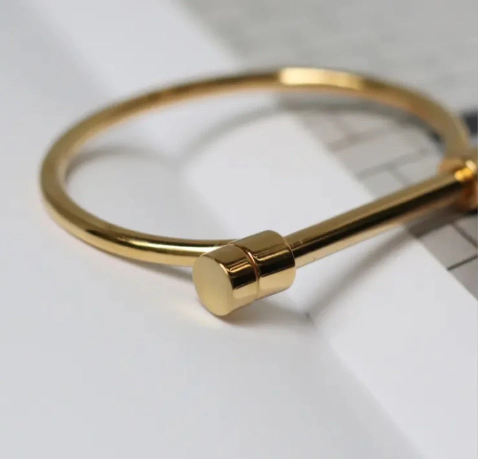 20201 Gold Plated Bangle
