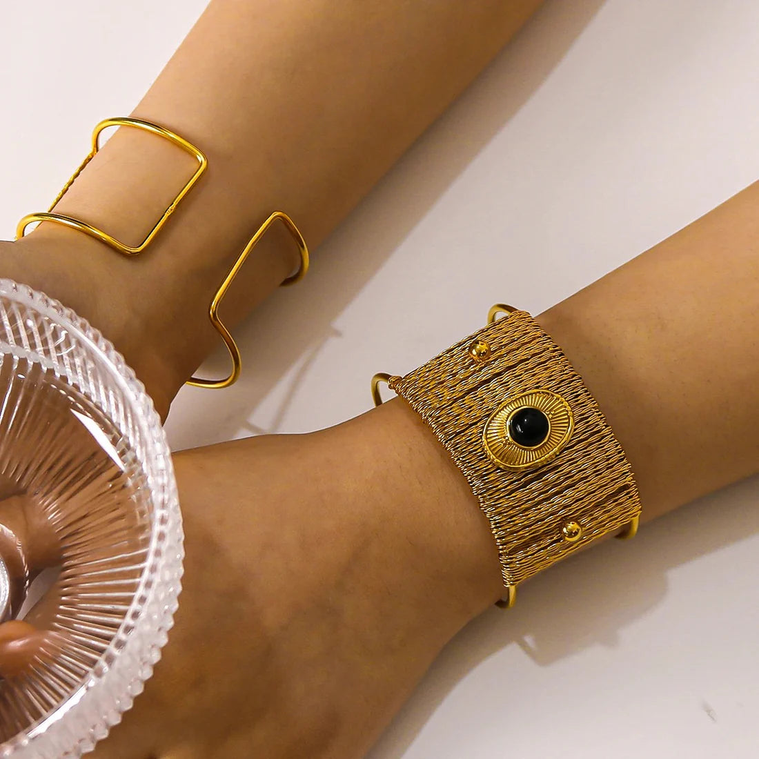 20305 Gold Plated Bangle