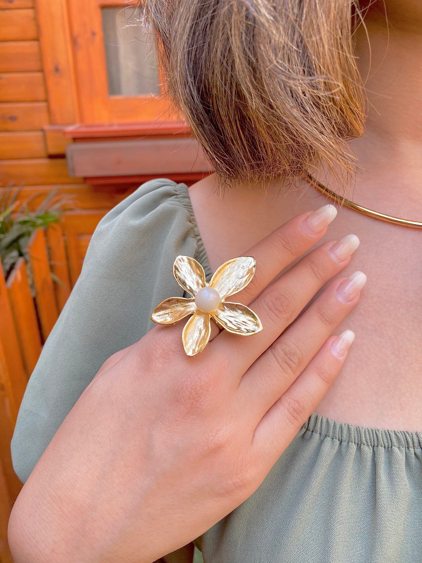 Golden Bloom | Ring with Pearl Center
