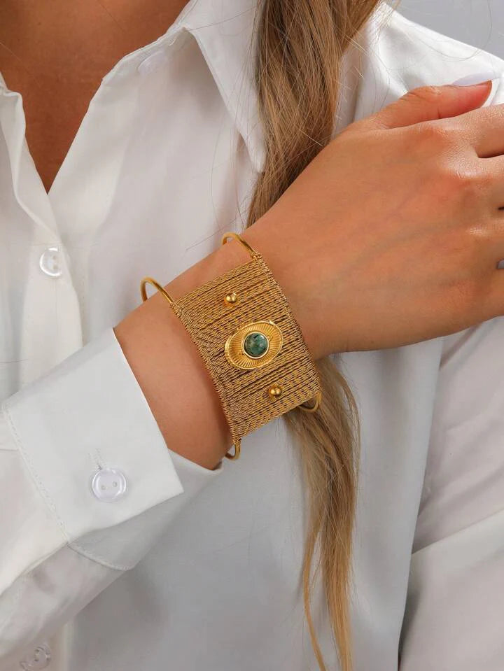 20305 Gold Plated Bangle