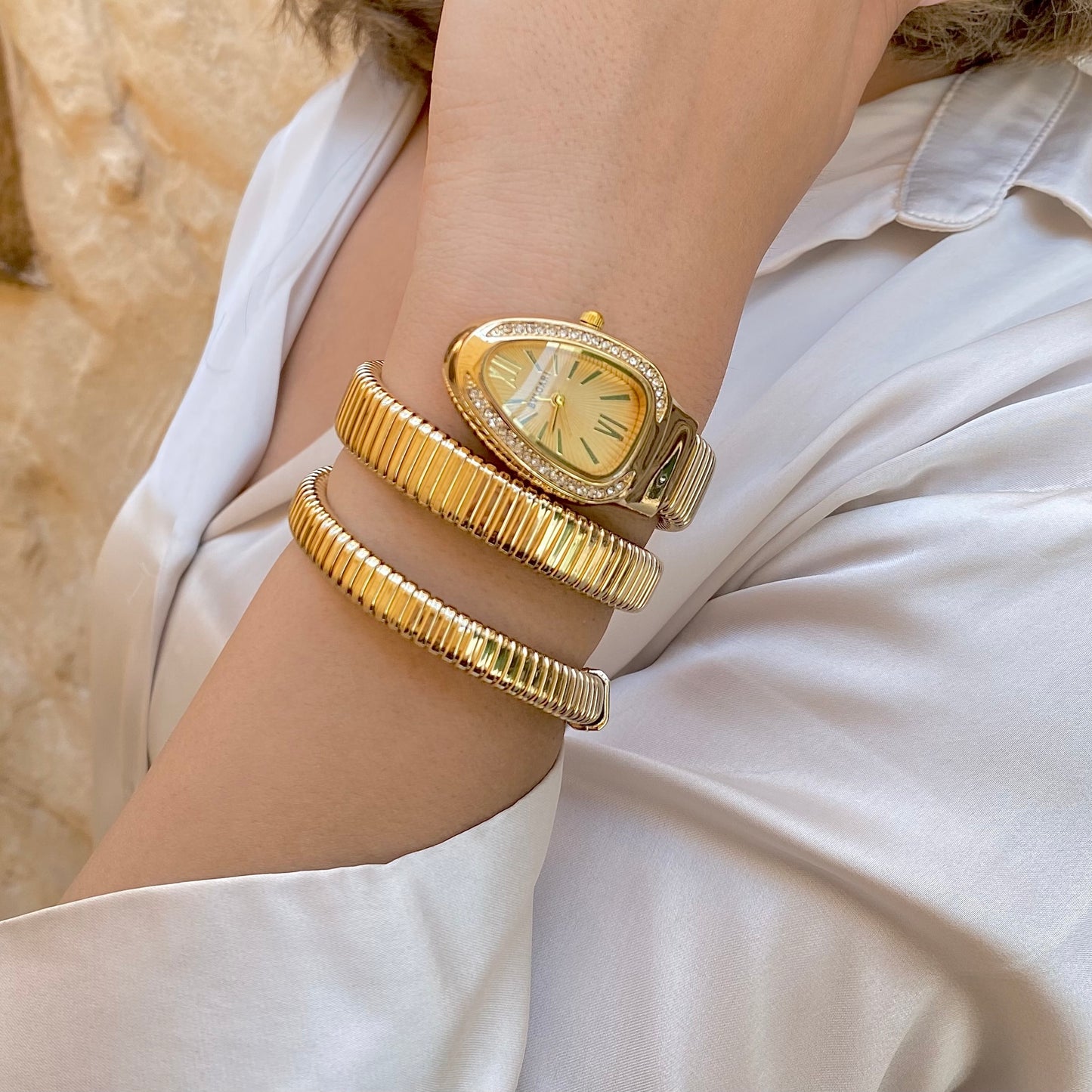 0001 BVLGARI Snake Watch