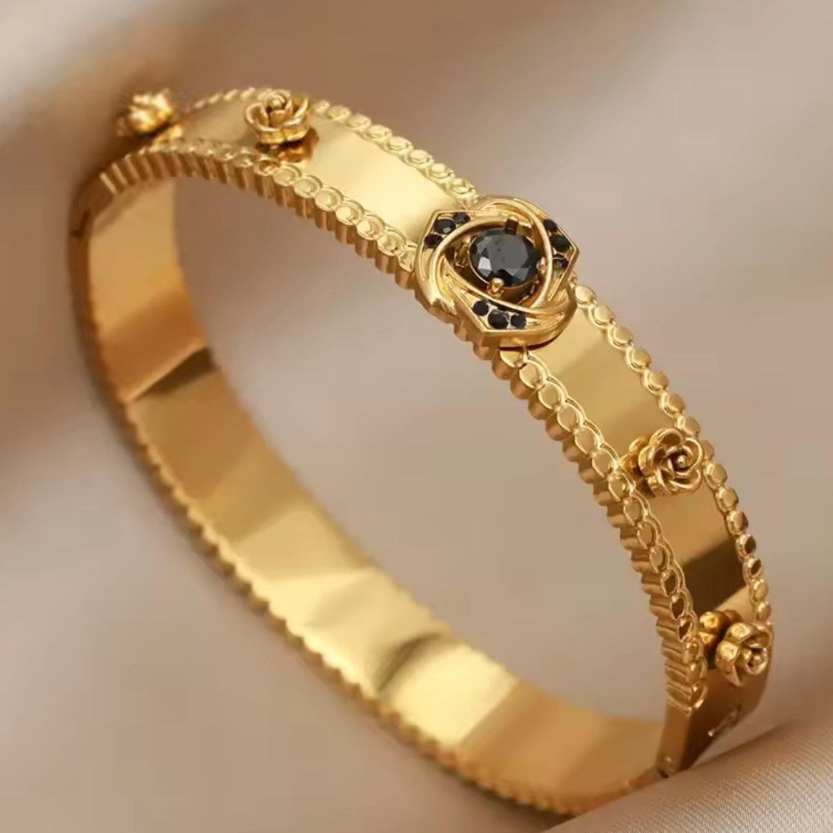 20320 Gold Plated Bangle