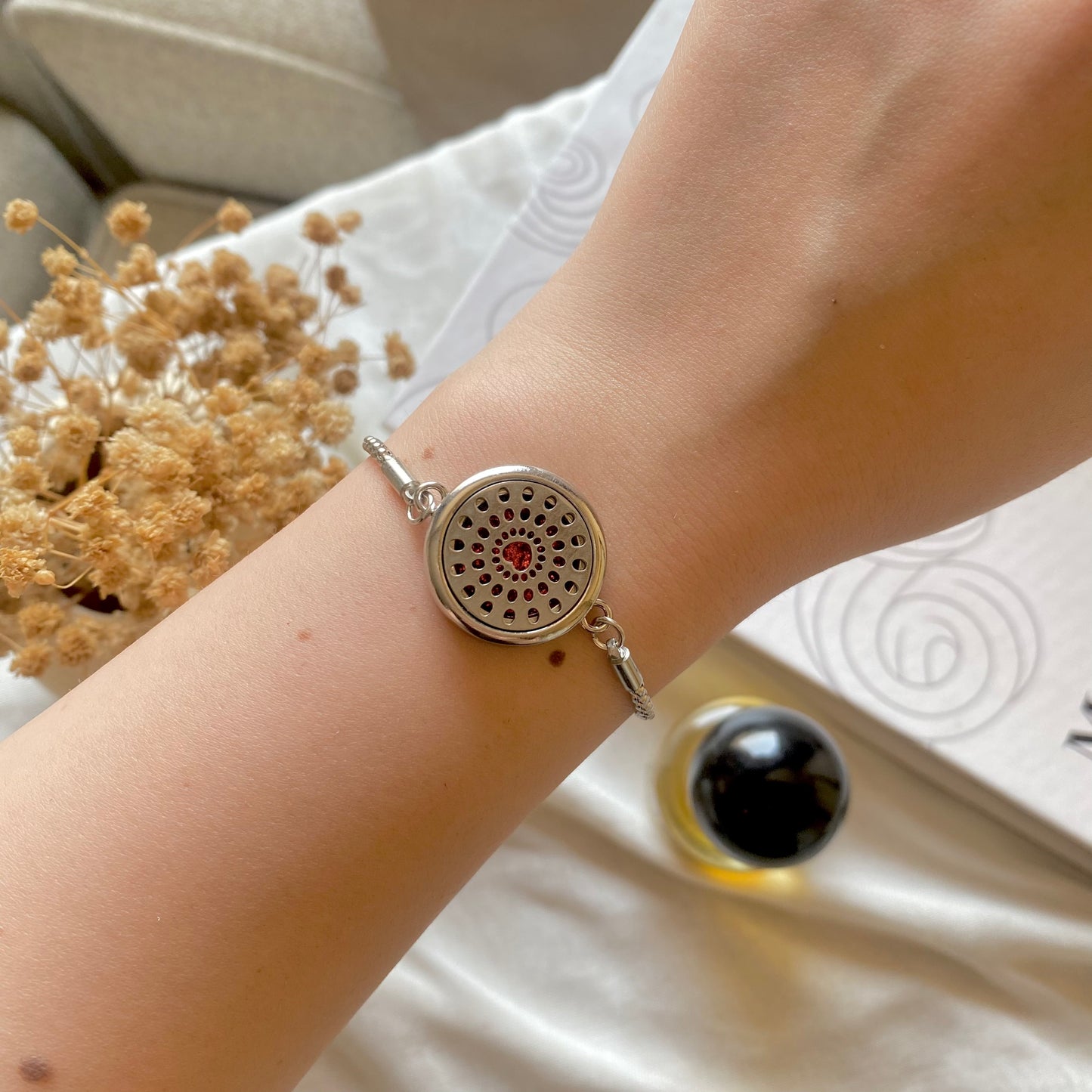 30588 Aromatherapy Bracelet