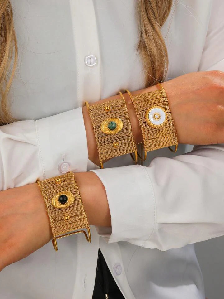 20305 Gold Plated Bangle