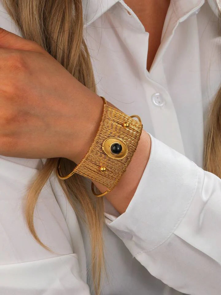 20305 Gold Plated Bangle
