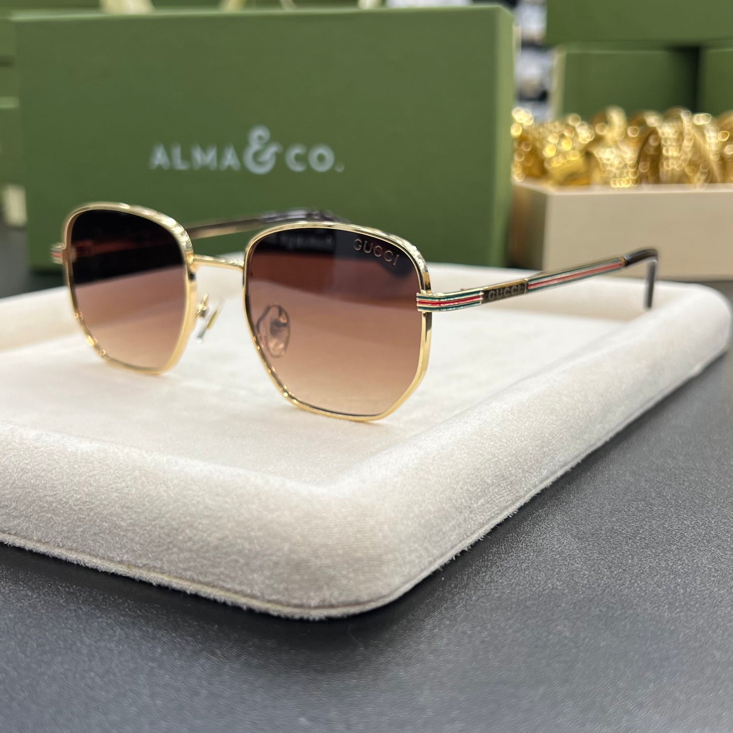0005 Classic Metal Frame Sunglasses