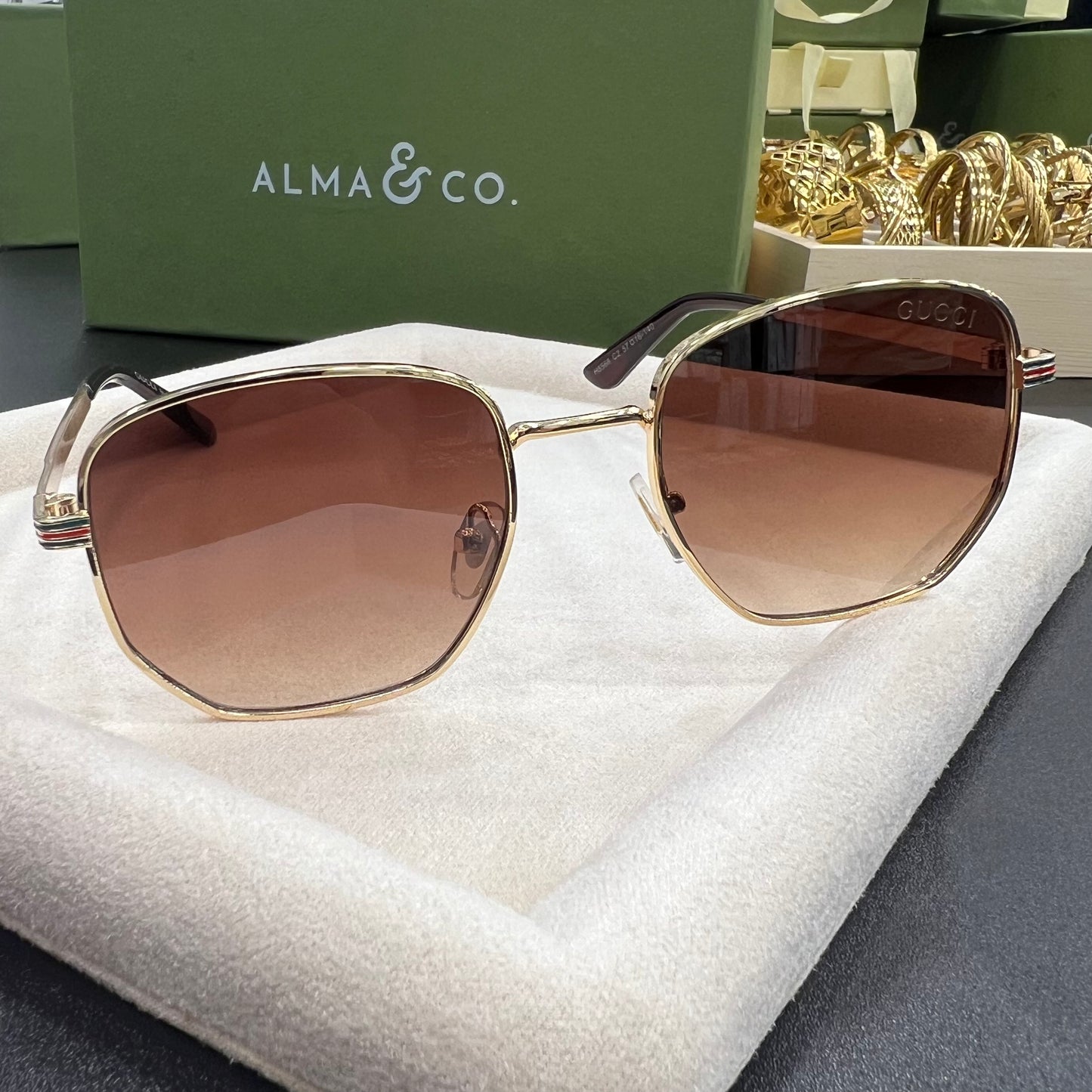 0006 Classic Metal Frame Sunglasses