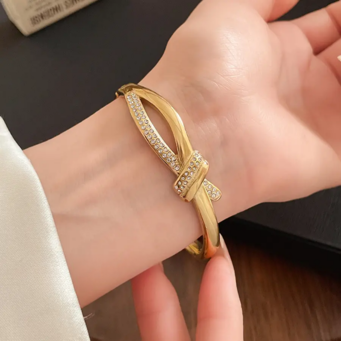 20327 Gold Plated Bangle