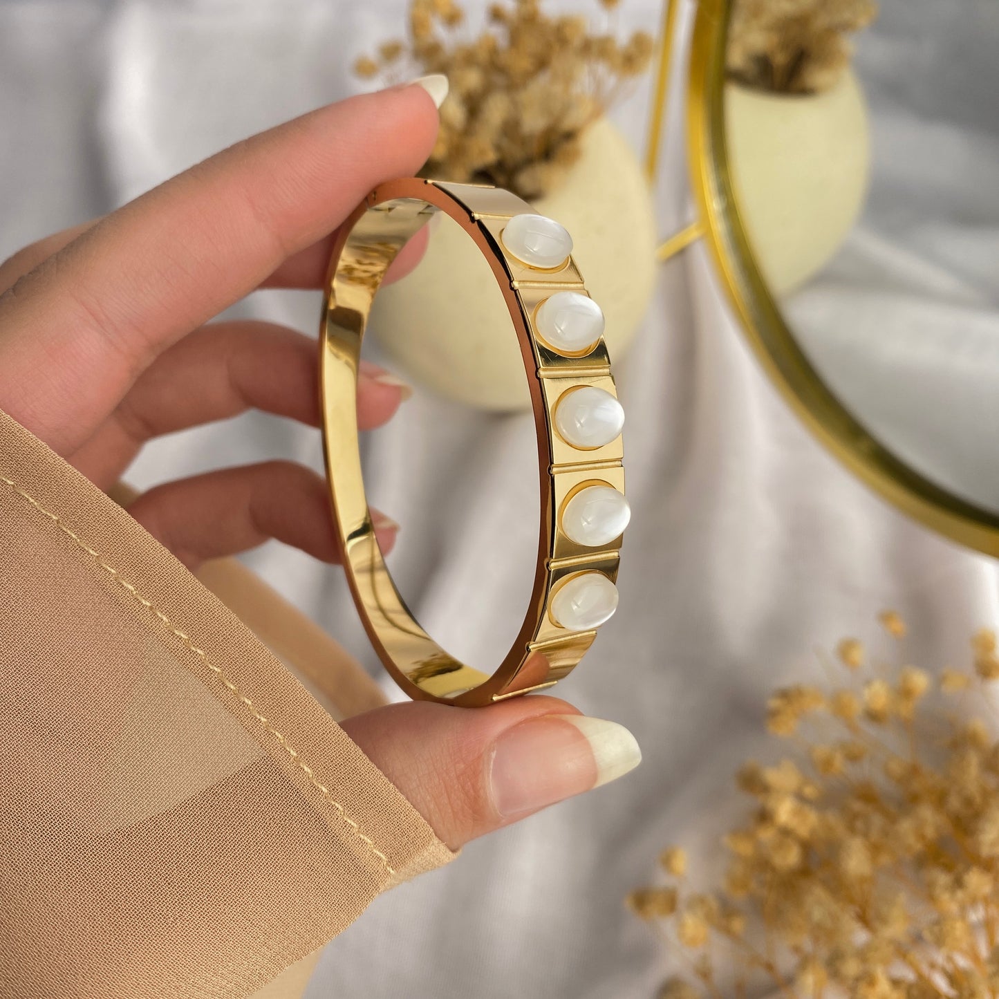 20245 Gold Plated Bangle