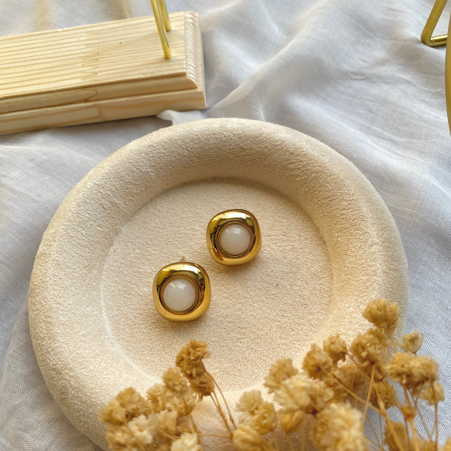 40330 gold plated Earrings