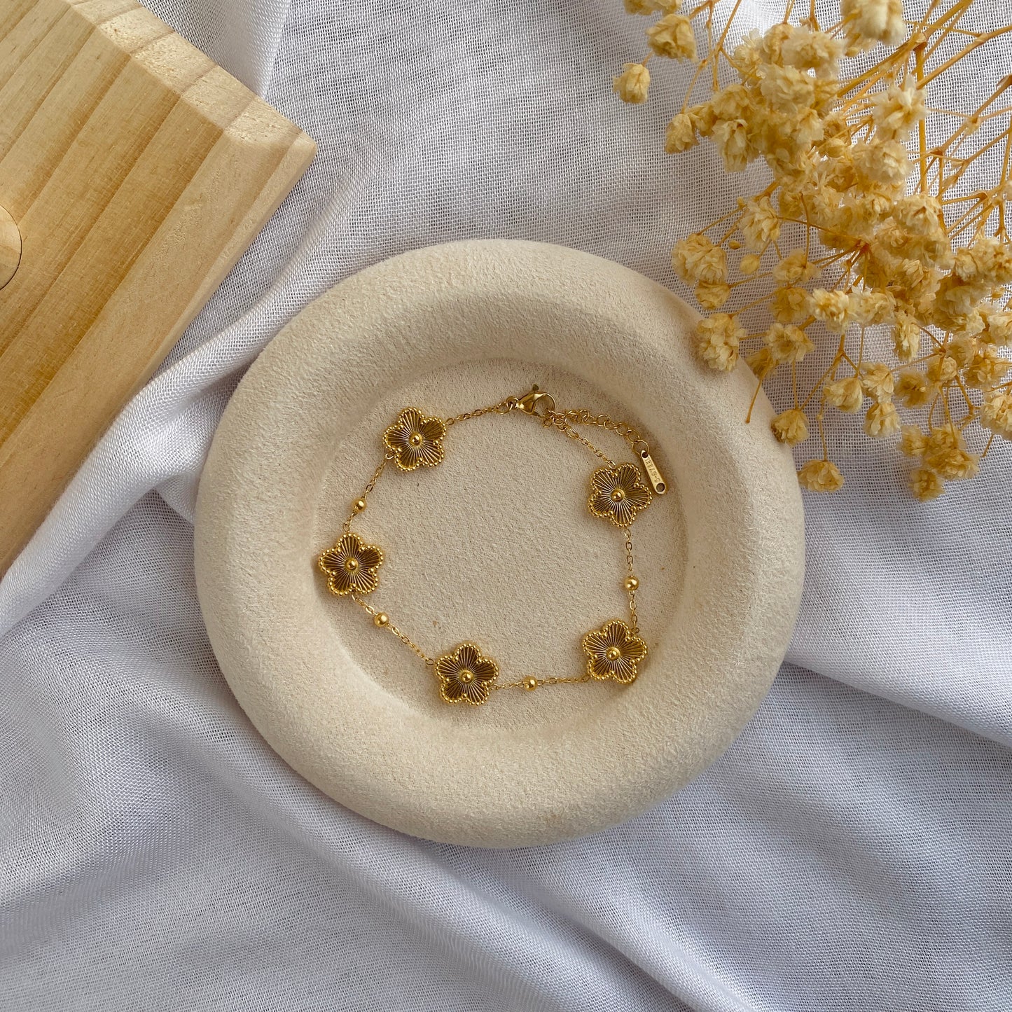 30404 Gold Plated Bracelet