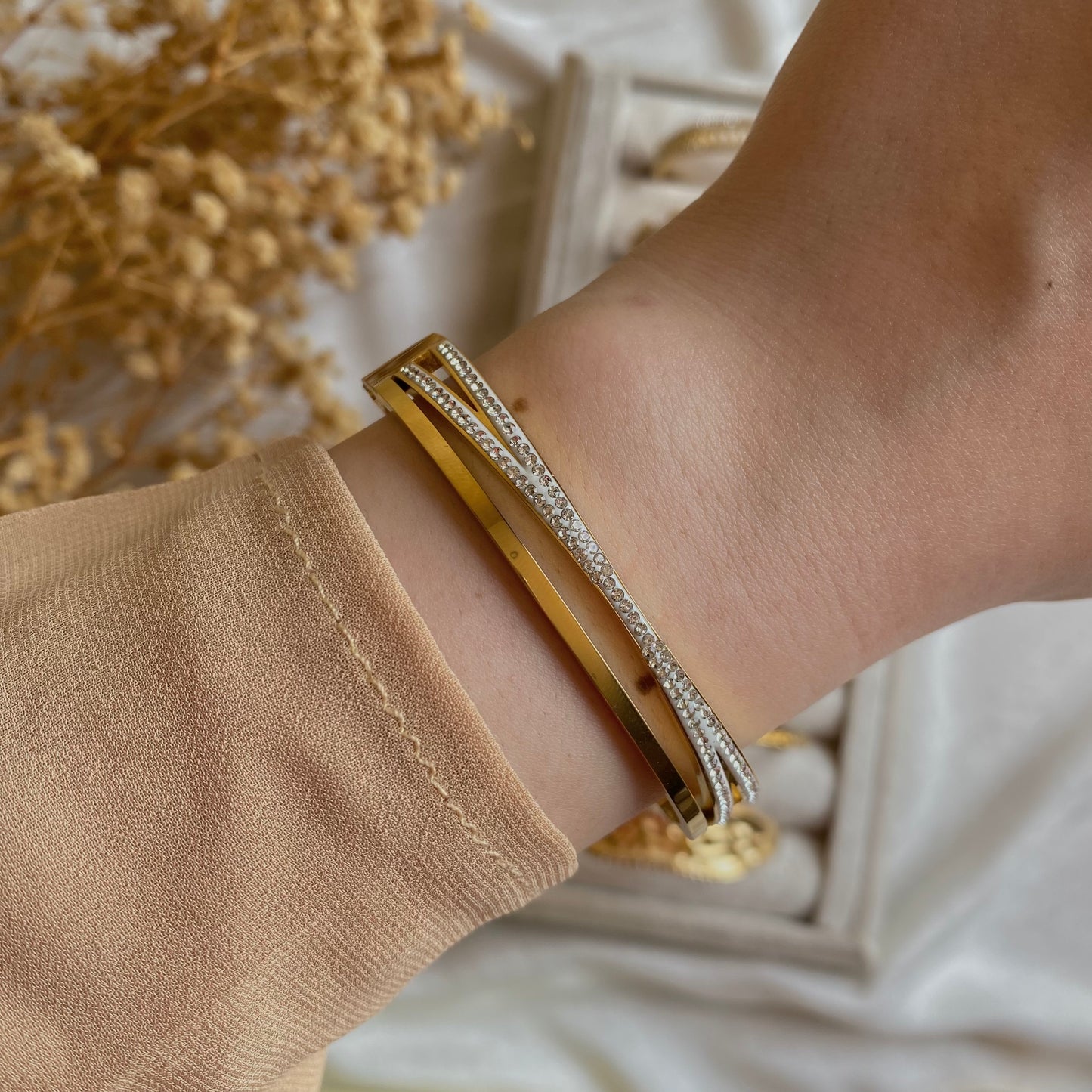 20312 Gold Plated Bangle