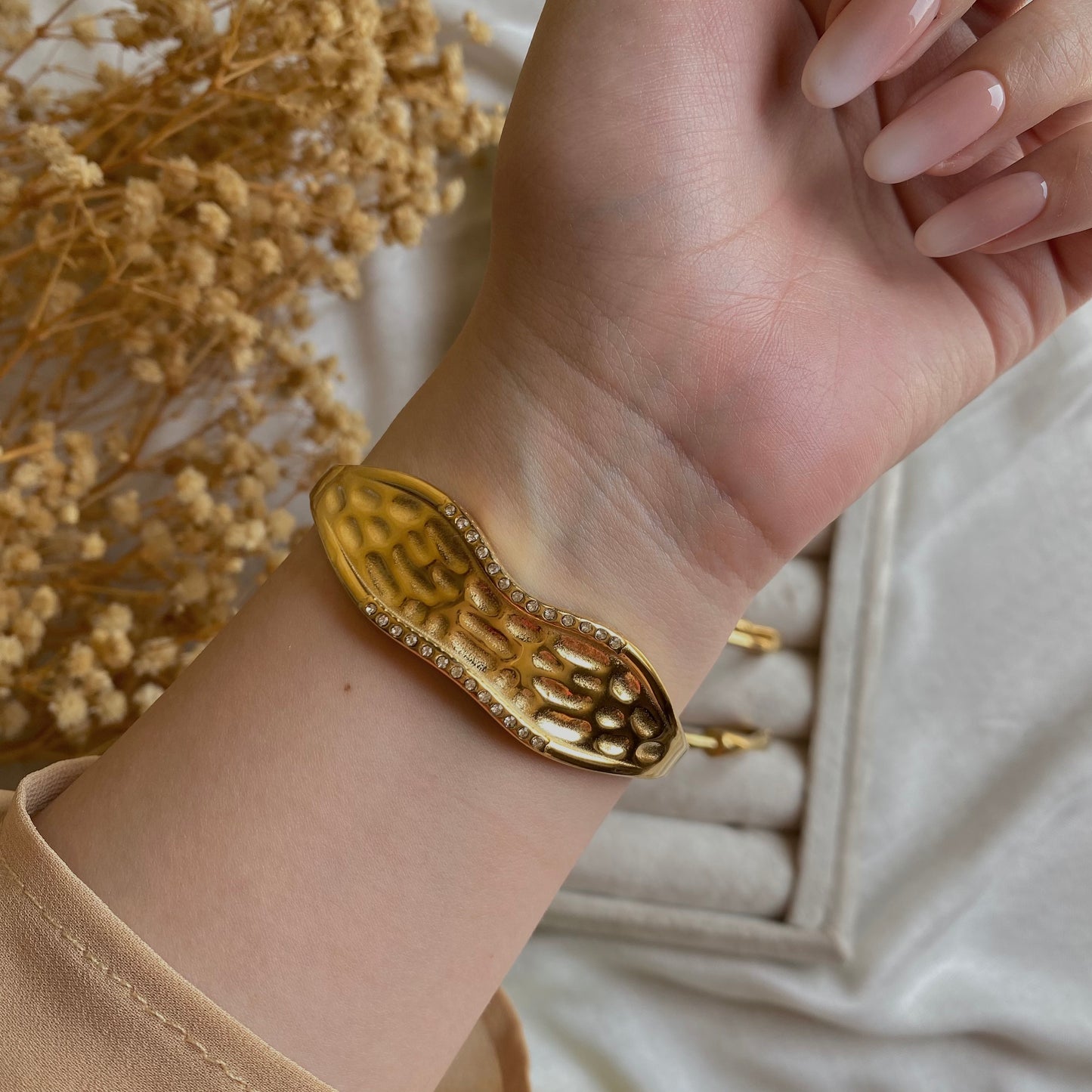 20316 Gold Plated Bangle