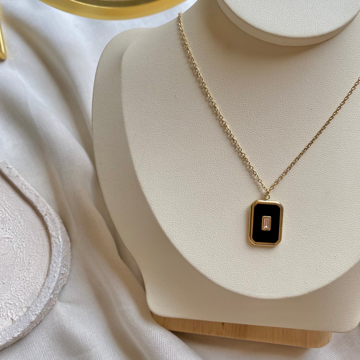 10712 Gold Plated Necklace