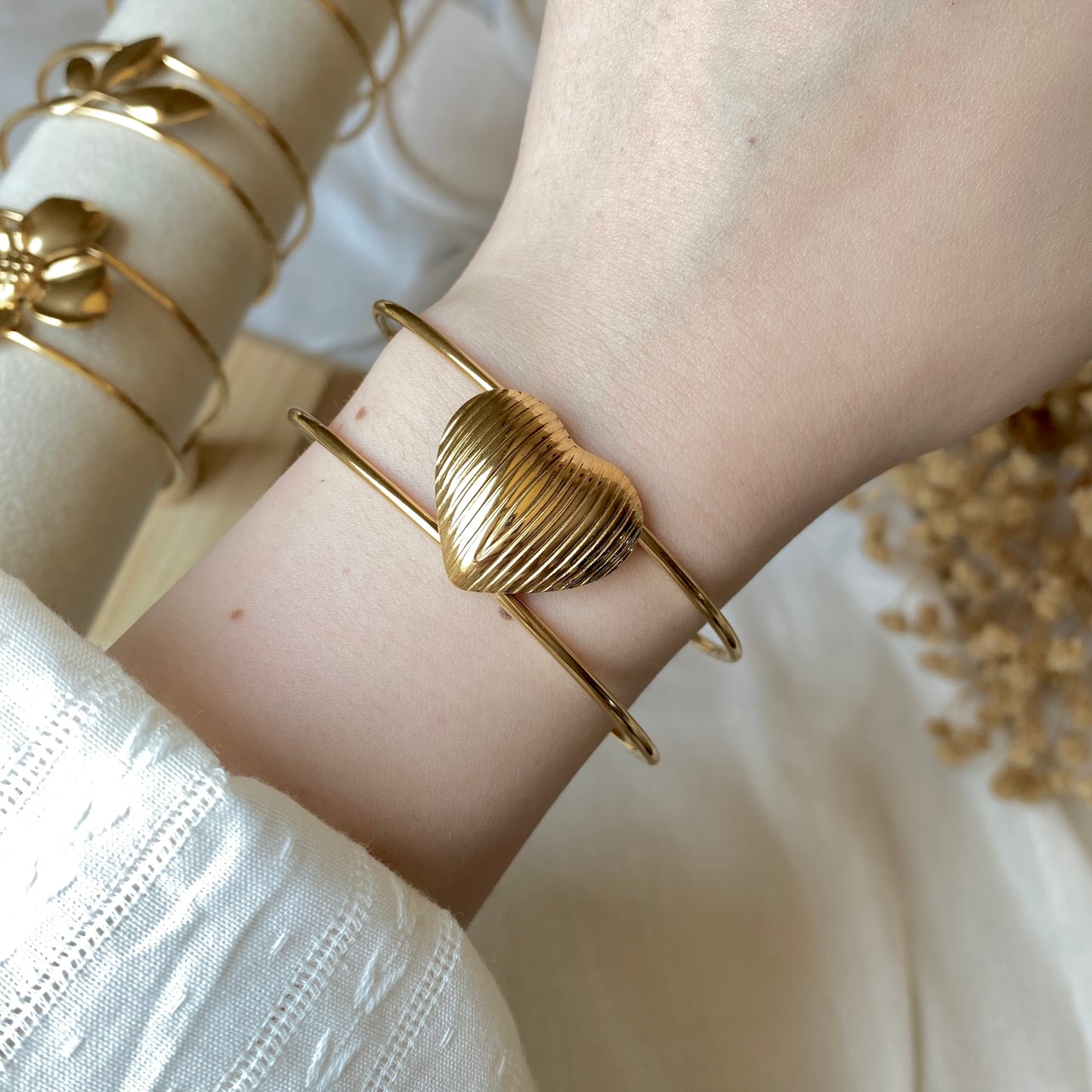 20343 Gold Plated Bangle