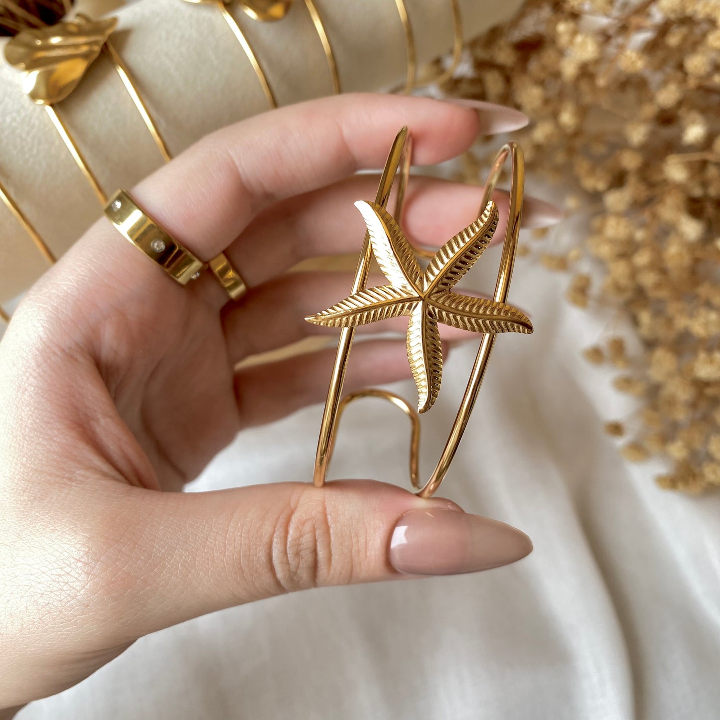20347 Gold Plated Bangle
