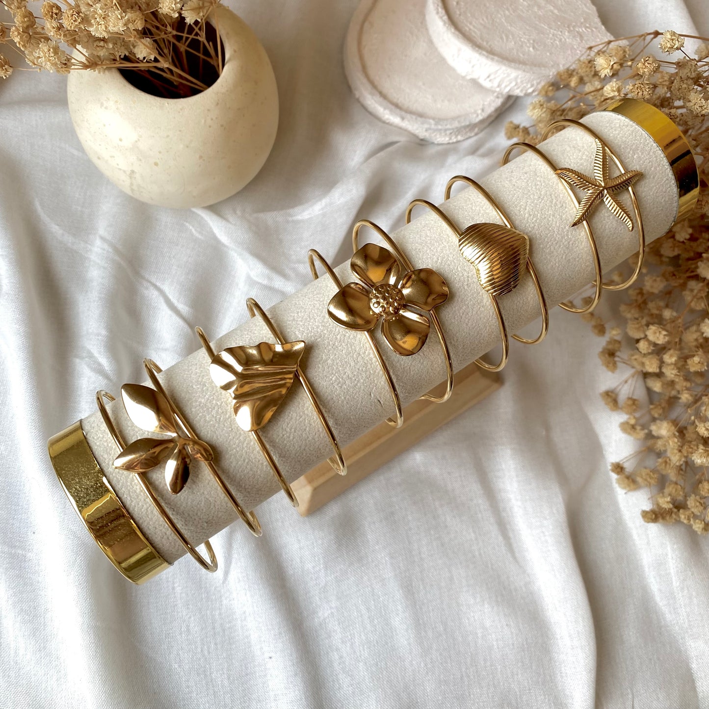 20343 Gold Plated Bangle