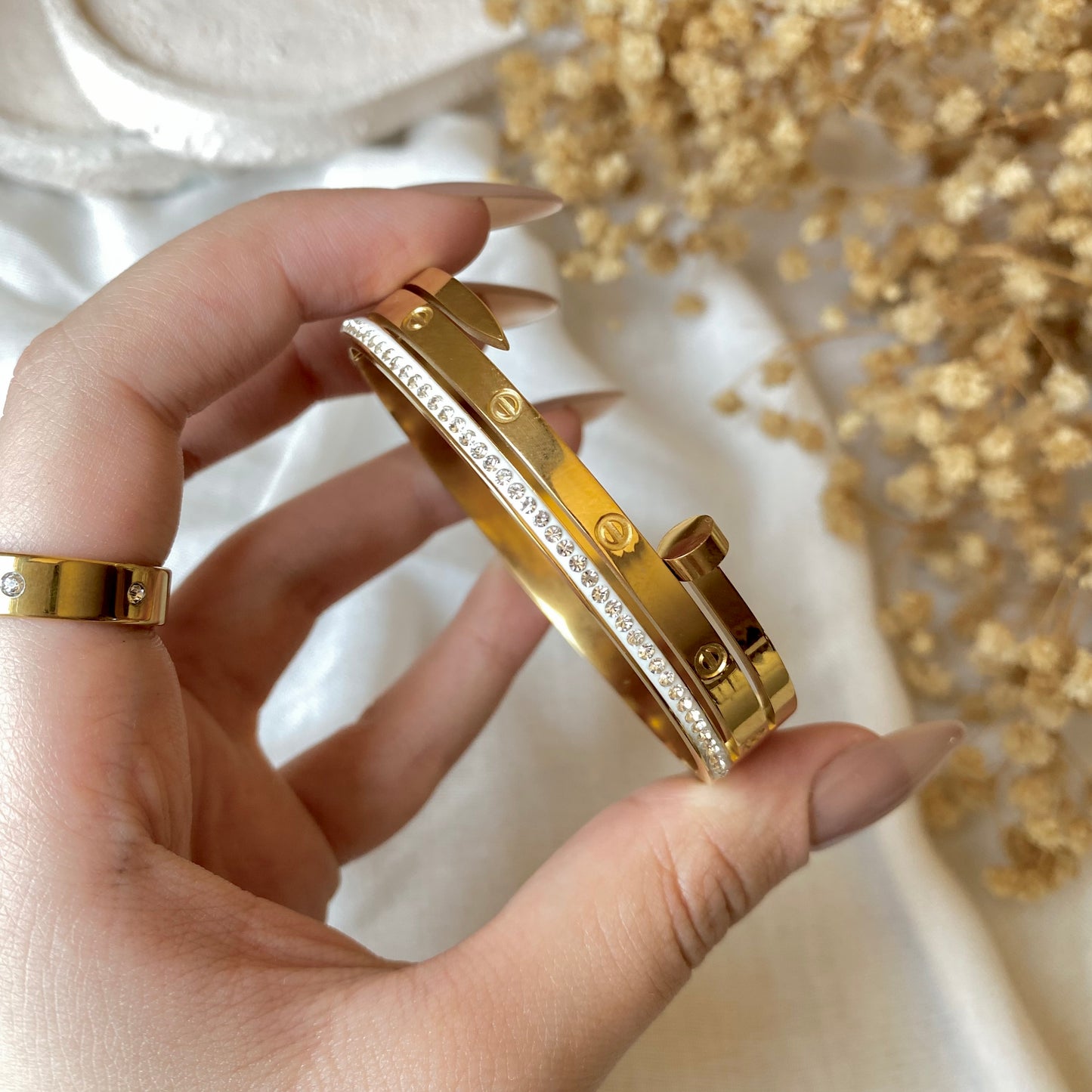 20334 Gold Plated Bangle