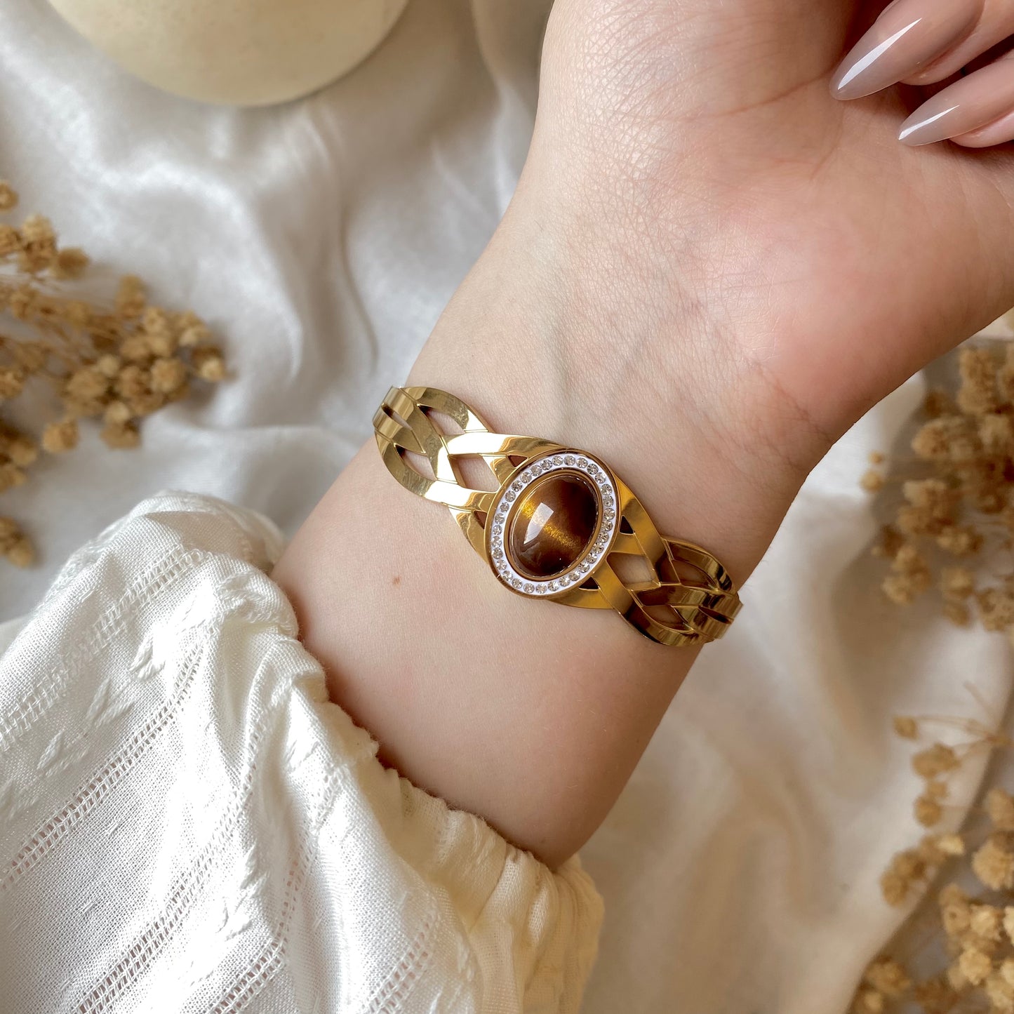 20349 Gold Plated Bangle