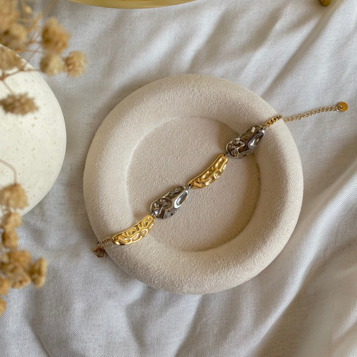 30522 Gold Plated Bracelet