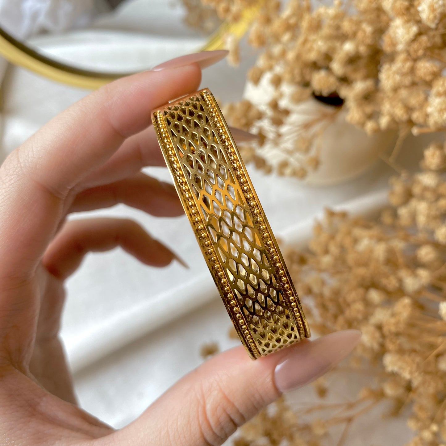 20361 Gold Plated Bangle