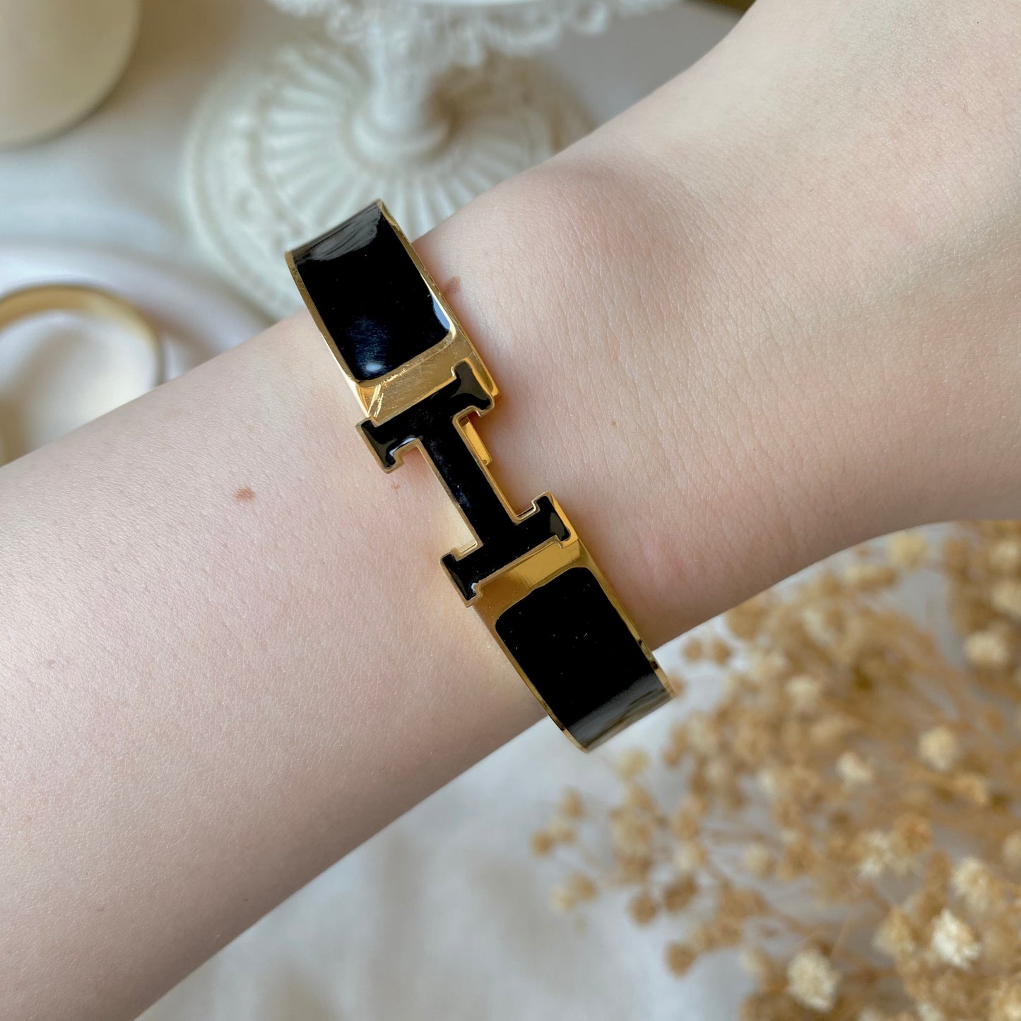20362 Gold Plated Bangle