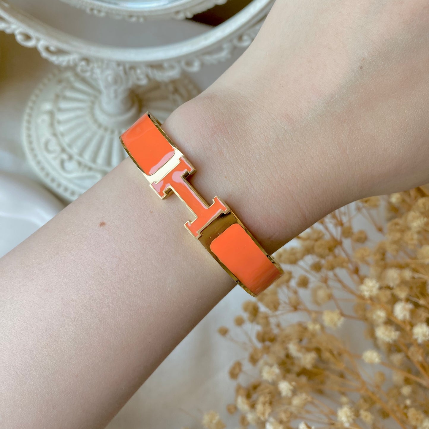 20362 Gold Plated Bangle