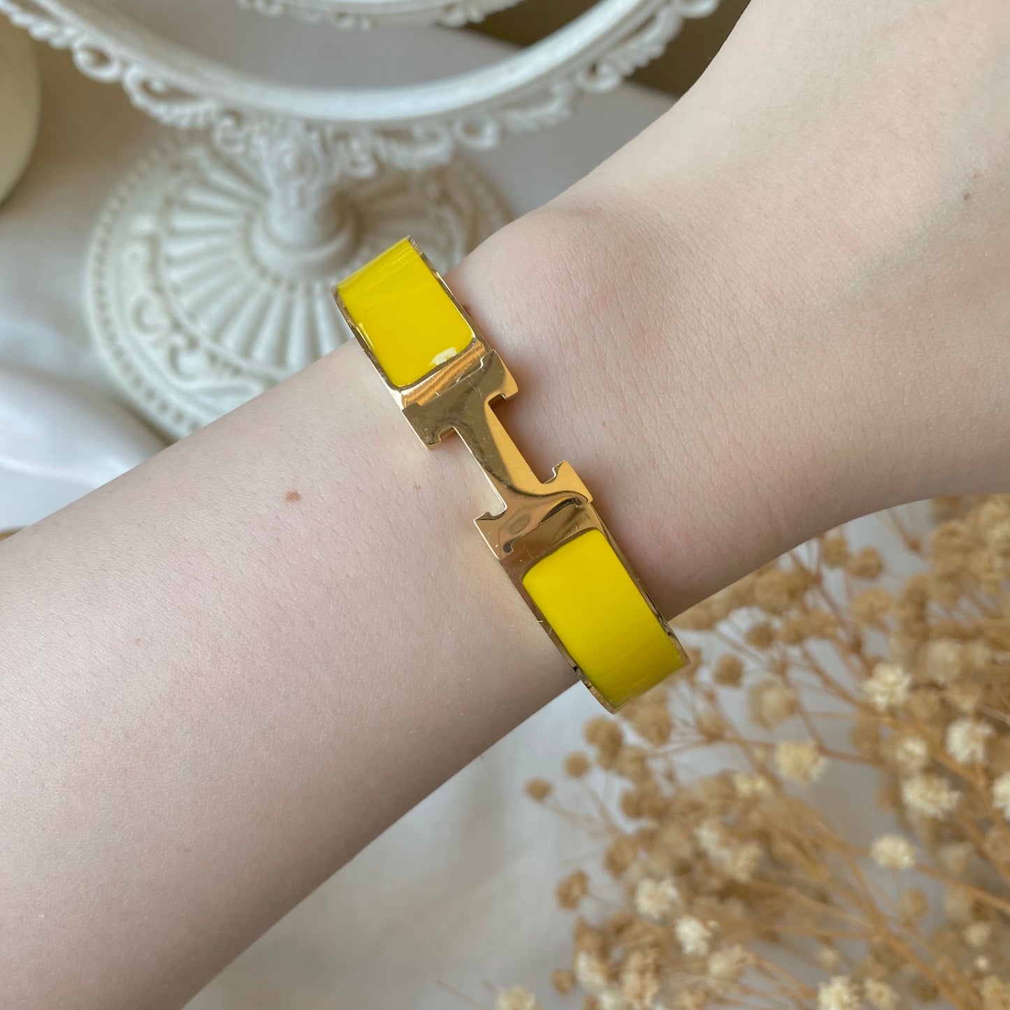 20362 Gold Plated Bangle