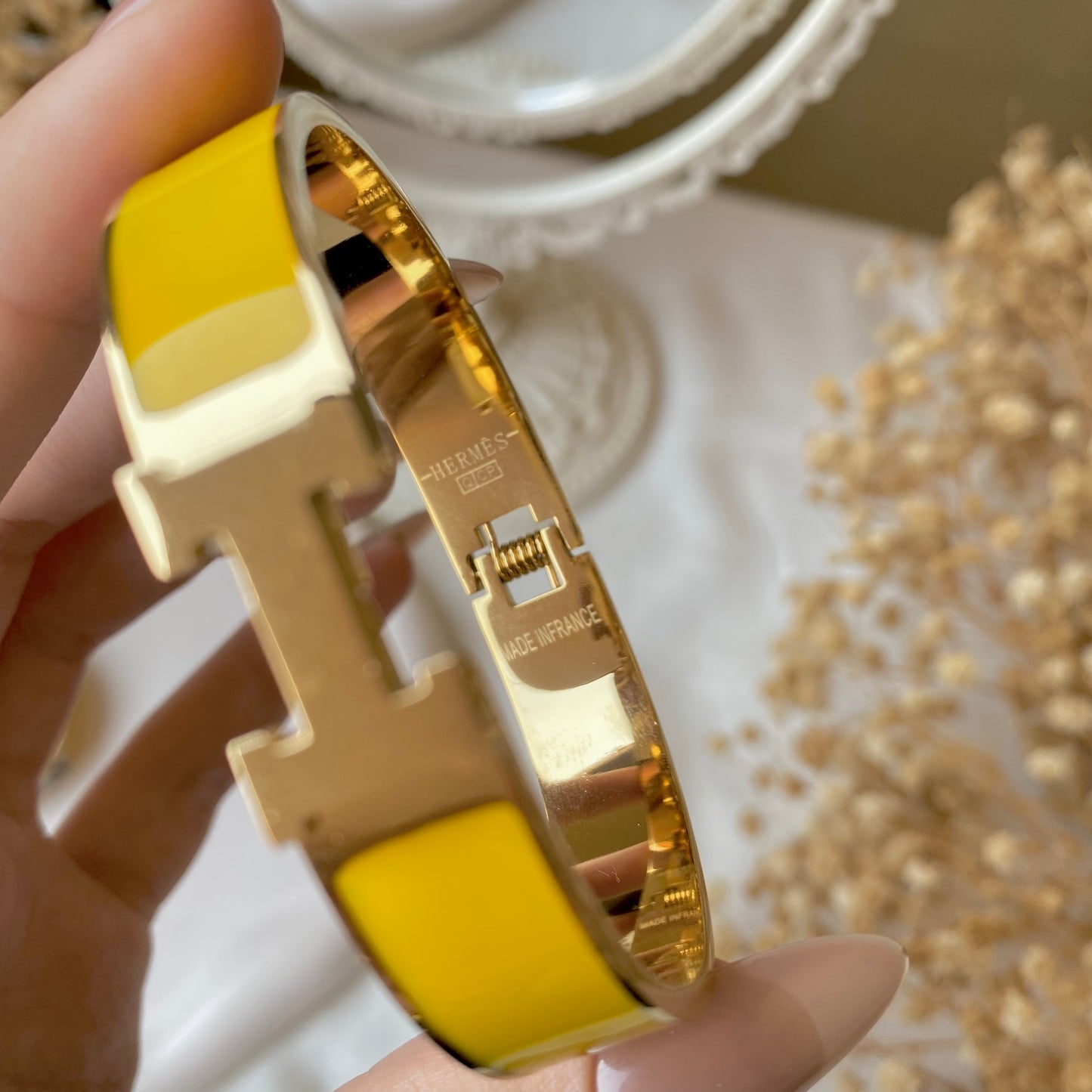20362 Gold Plated Bangle