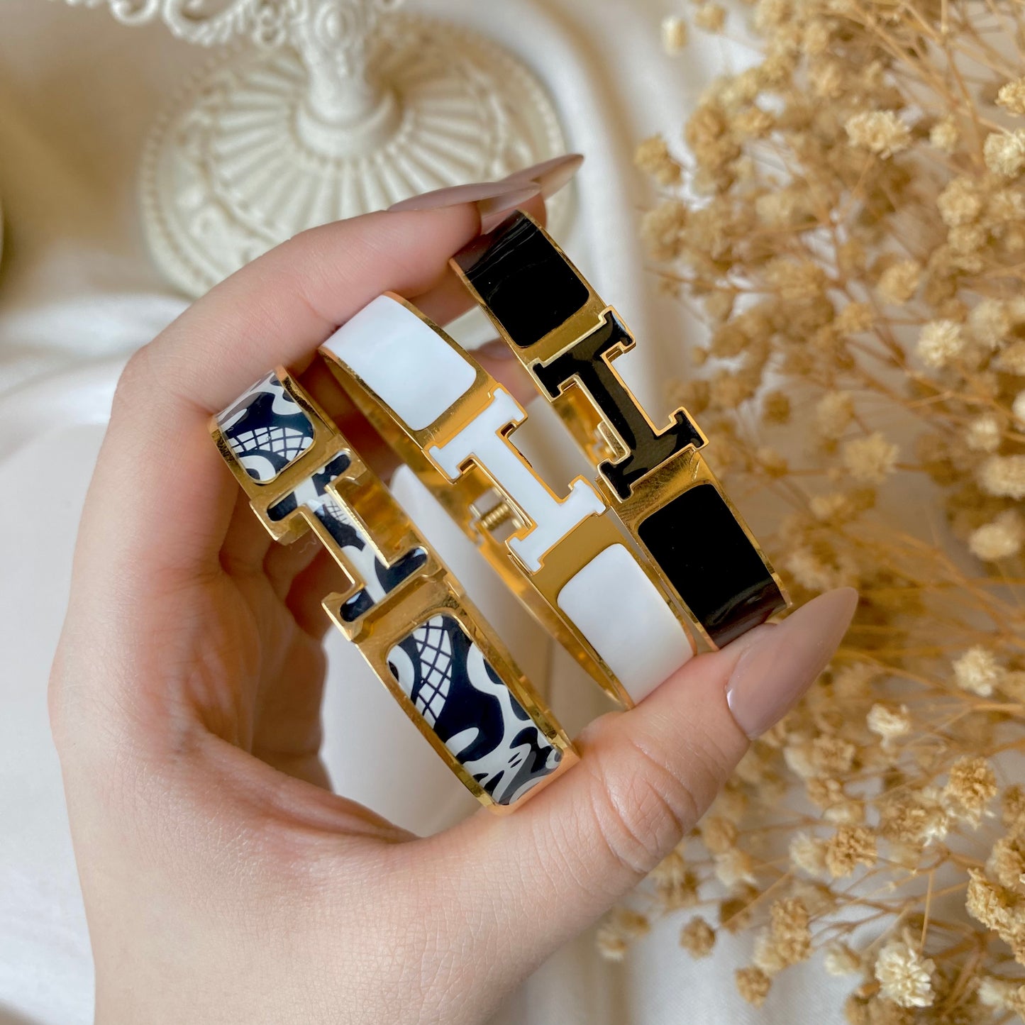 20362 Gold Plated Bangle