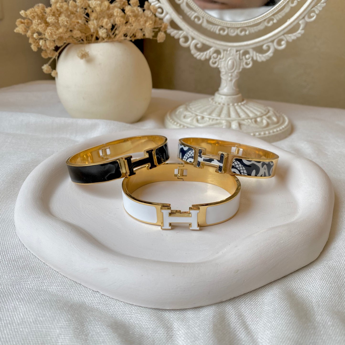 20362 Gold Plated Bangle