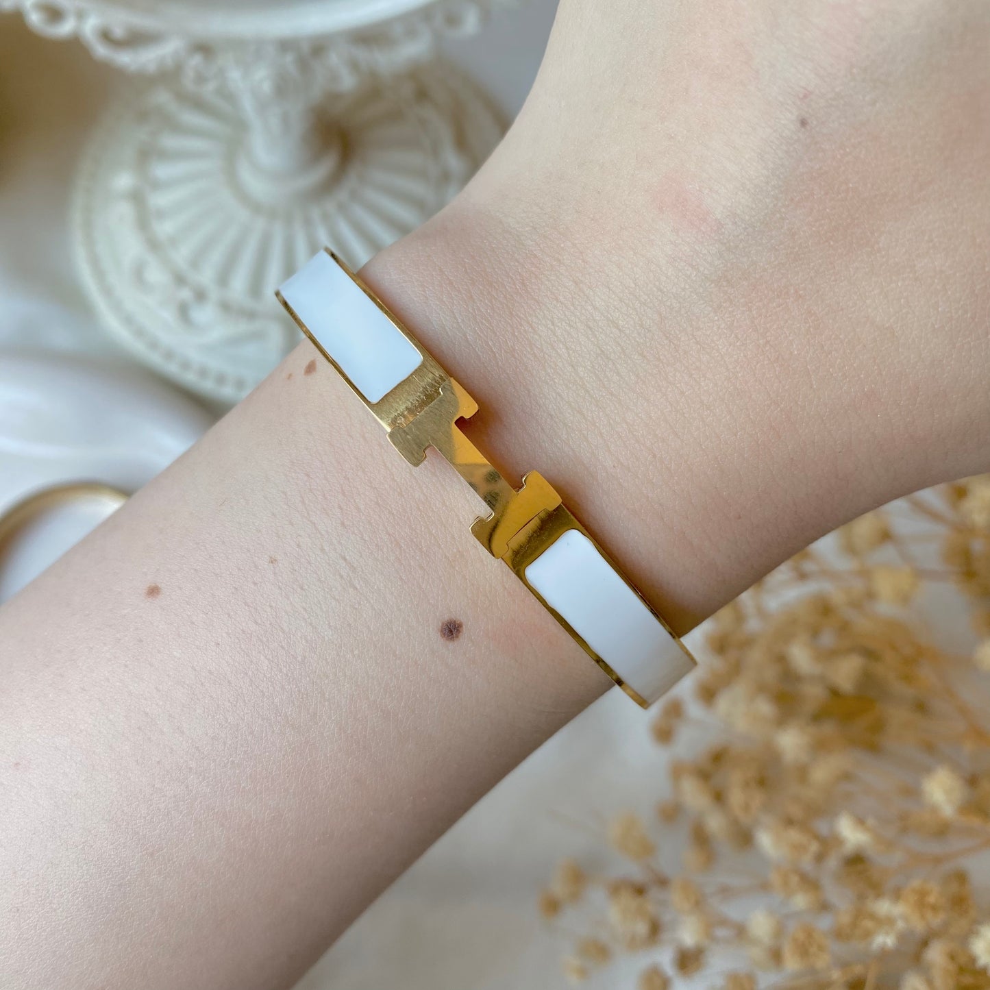 20363 Gold Plated Bangle