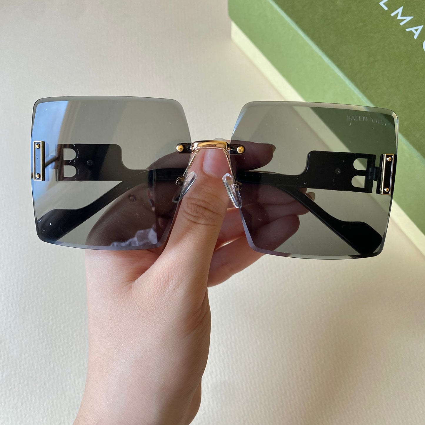 0003-4 Luxury Flat-Top Shades