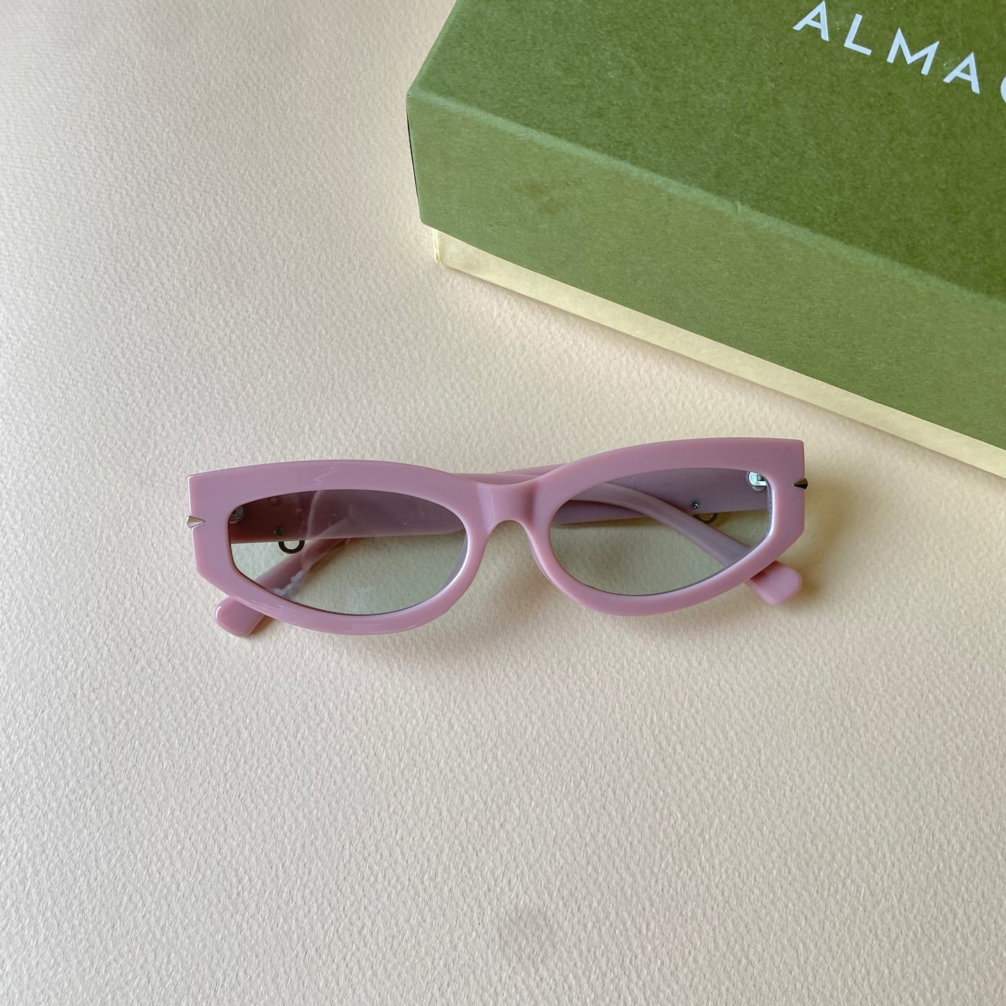 0004-2 Modern Oval Frame Sunglasses