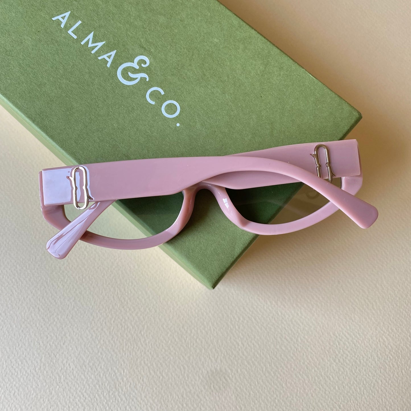 0004-2 Modern Oval Frame Sunglasses
