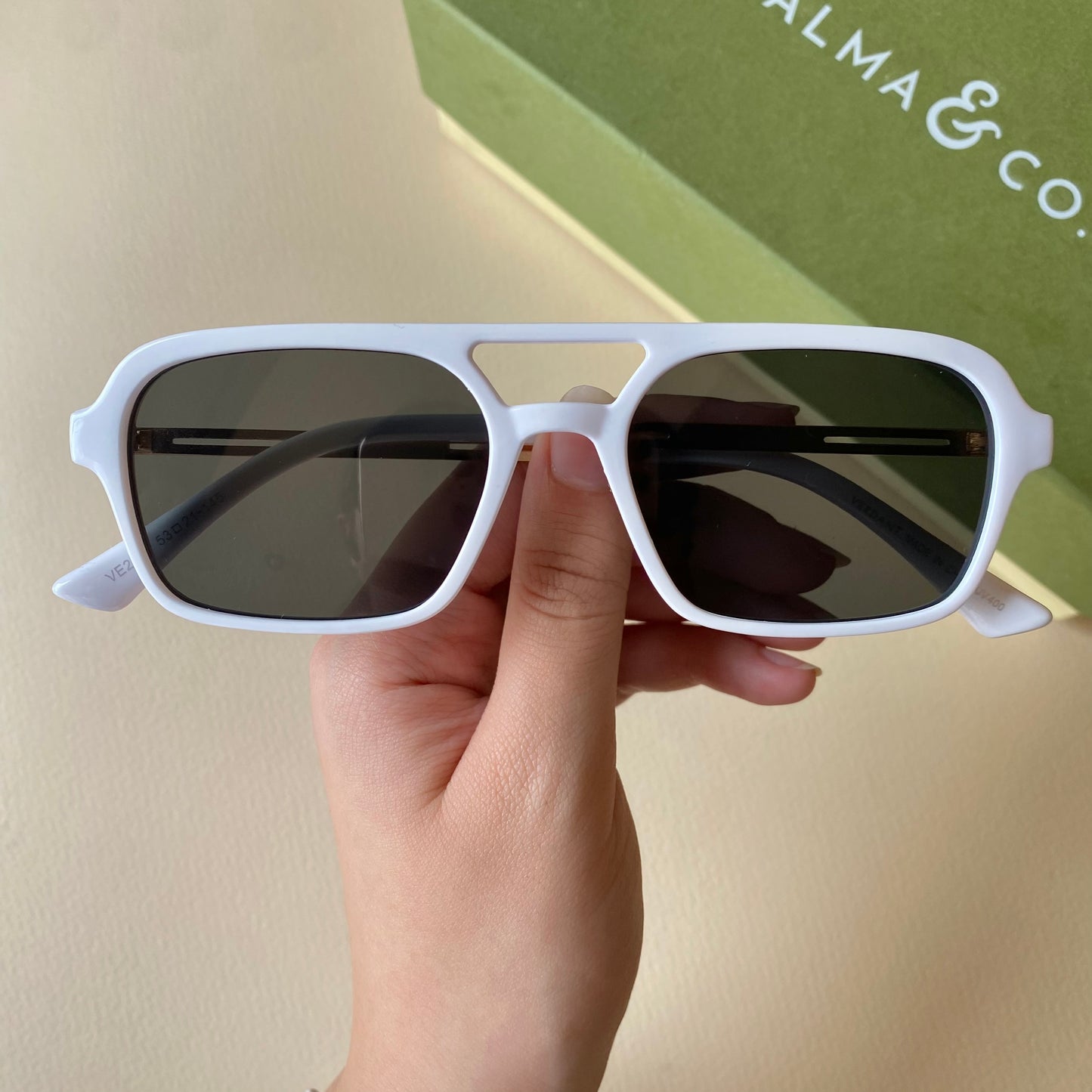 0012-1 Goldline Luxe Shades