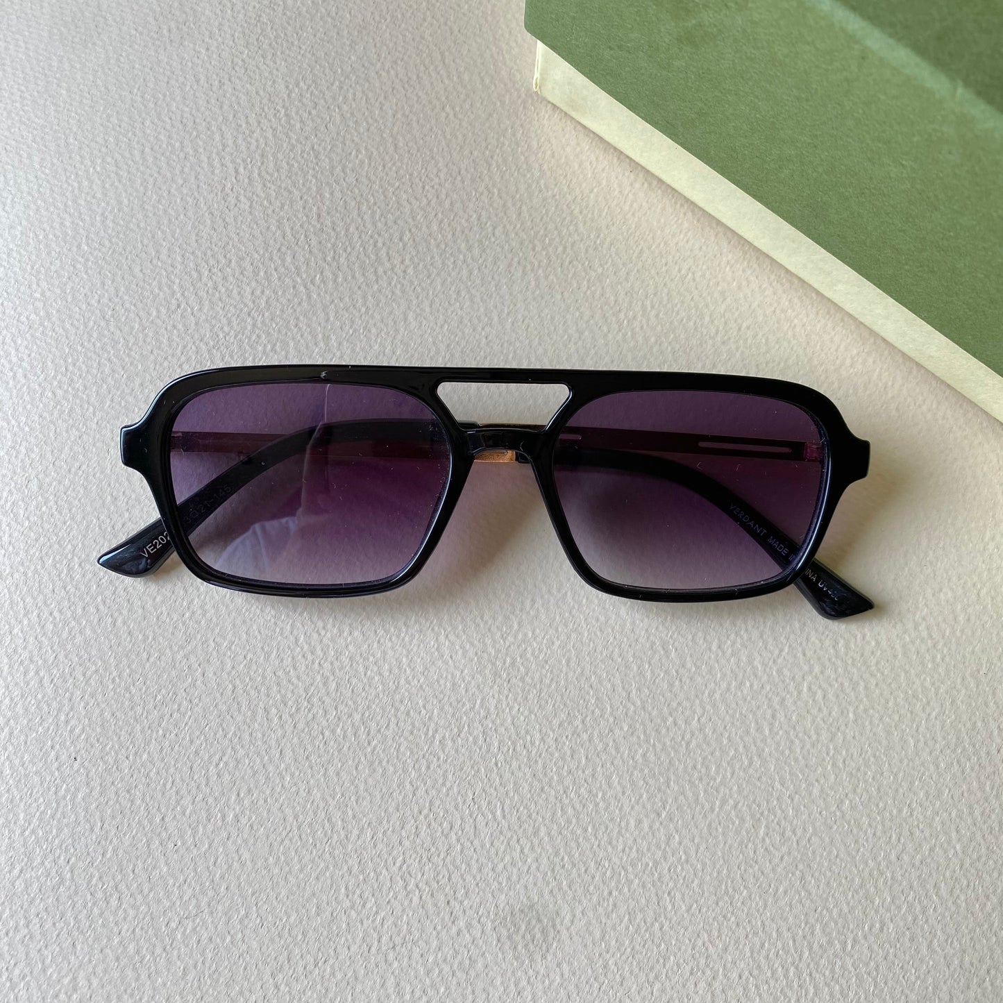 0012-2 Goldline Luxe Shades