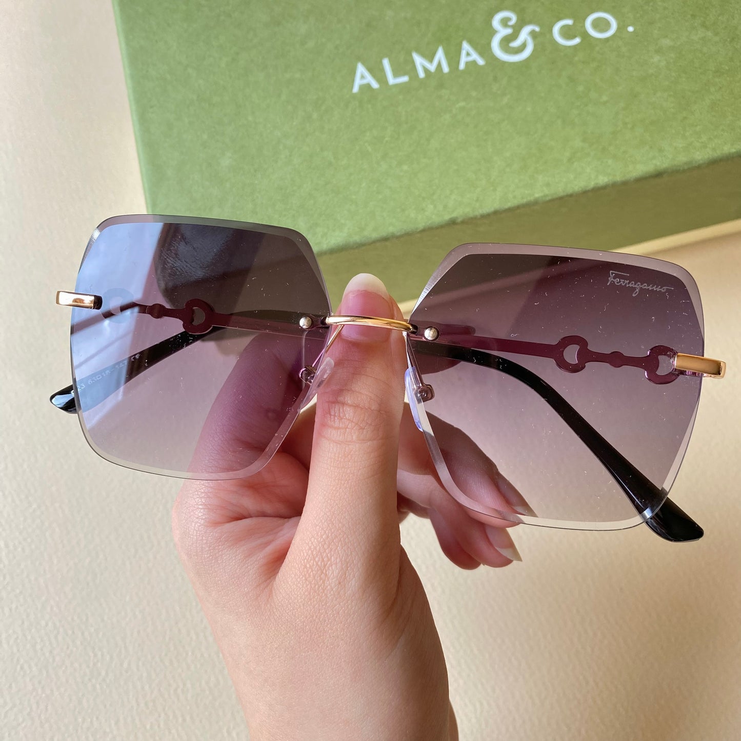 0013-5 AirMuse Gradient Shades