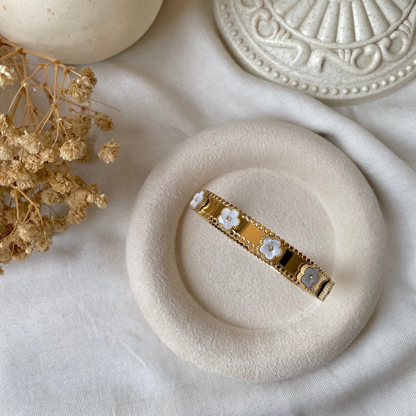20364 Gold Plated Bangle