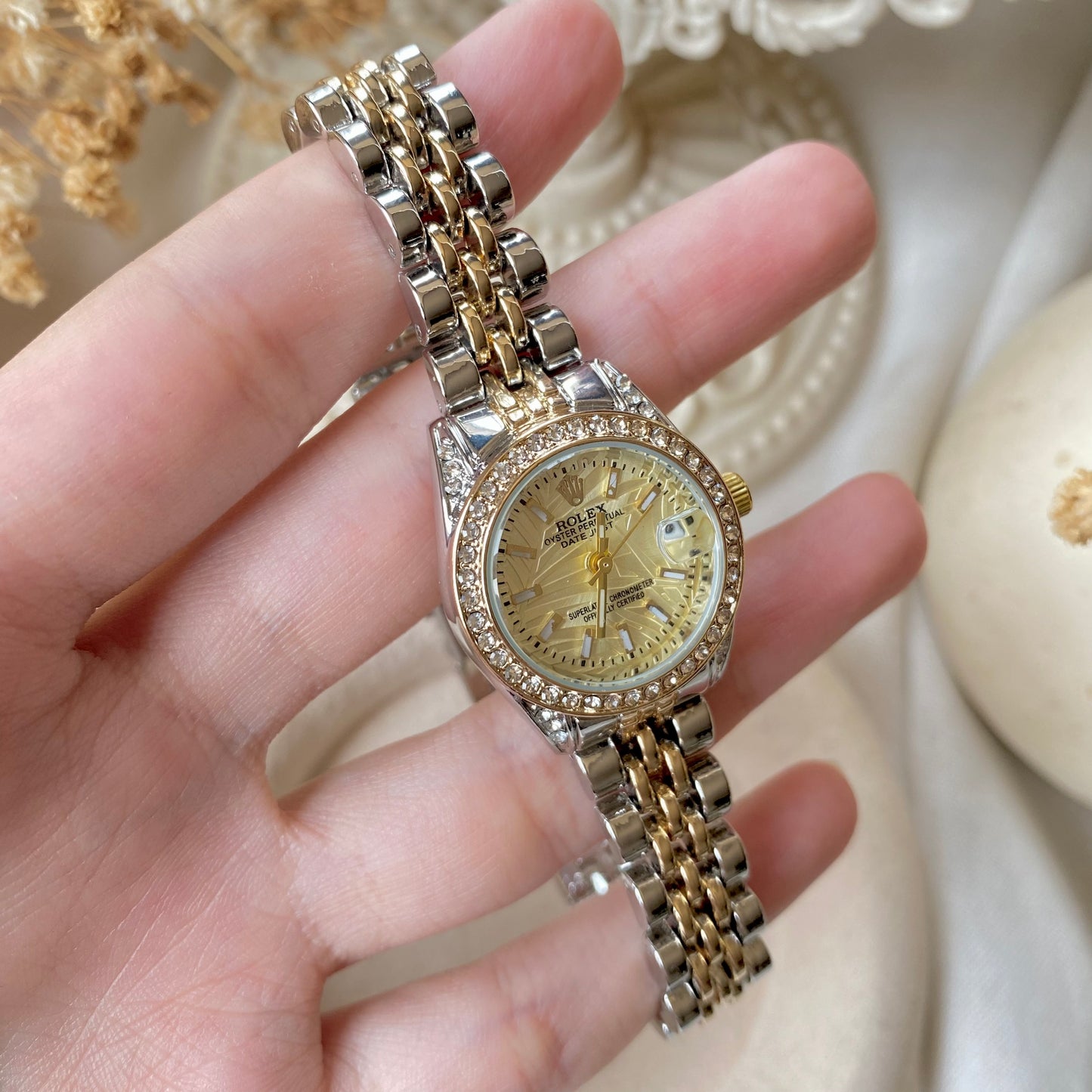 0011 Gold Plated stainless steel Watch