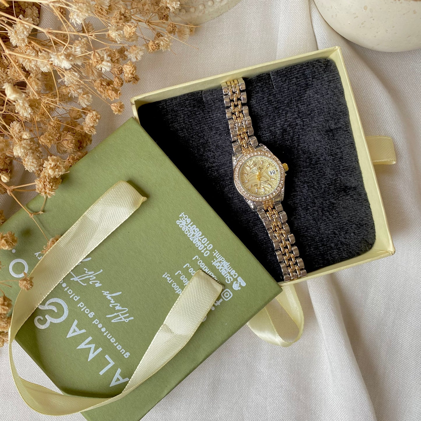 0011 Gold Plated stainless steel Watch