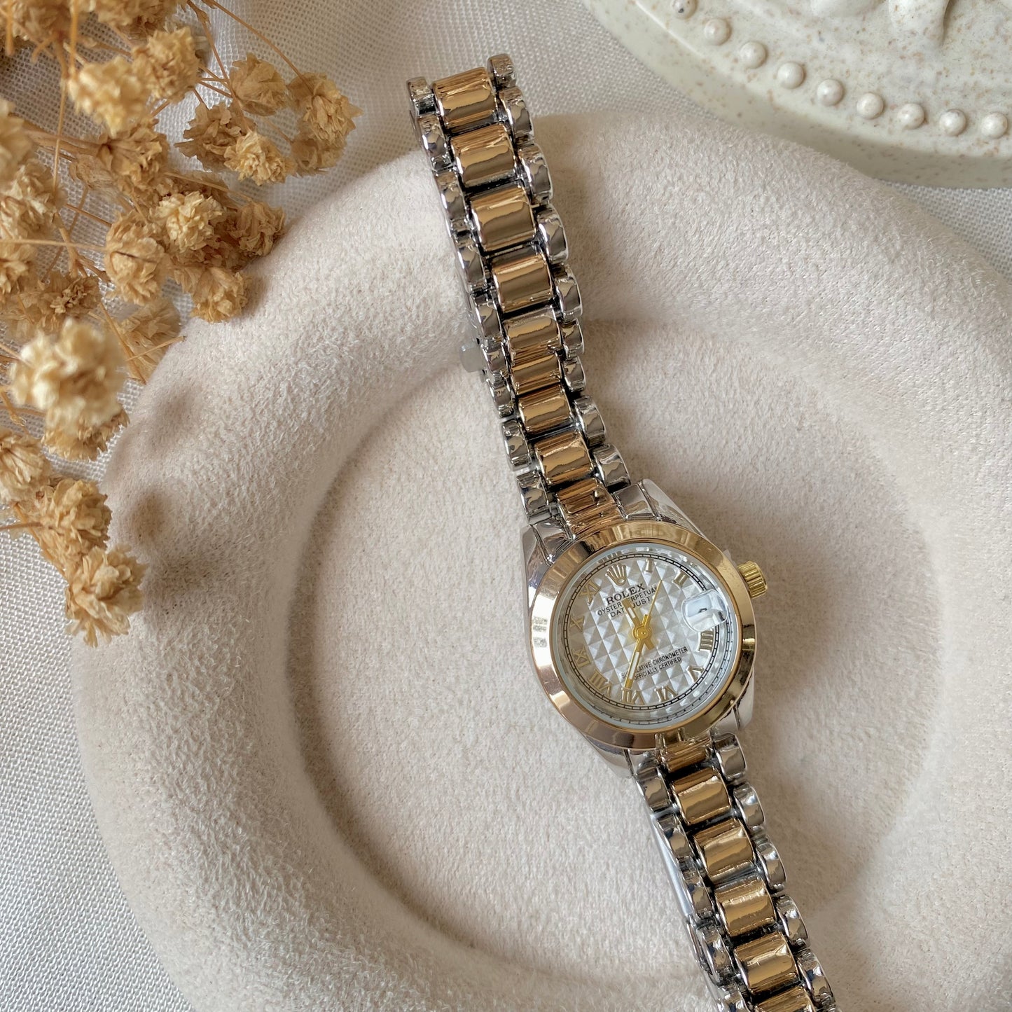 0012 Gold Plated stainless steel Watch