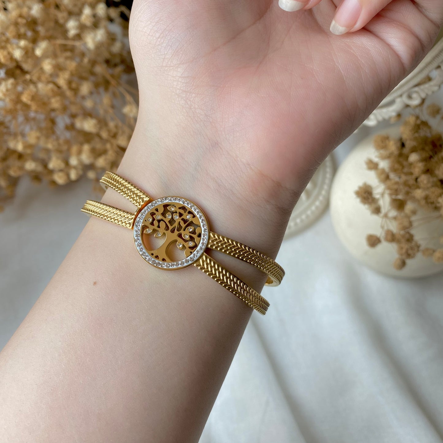 20366 Gold Plated Bangle