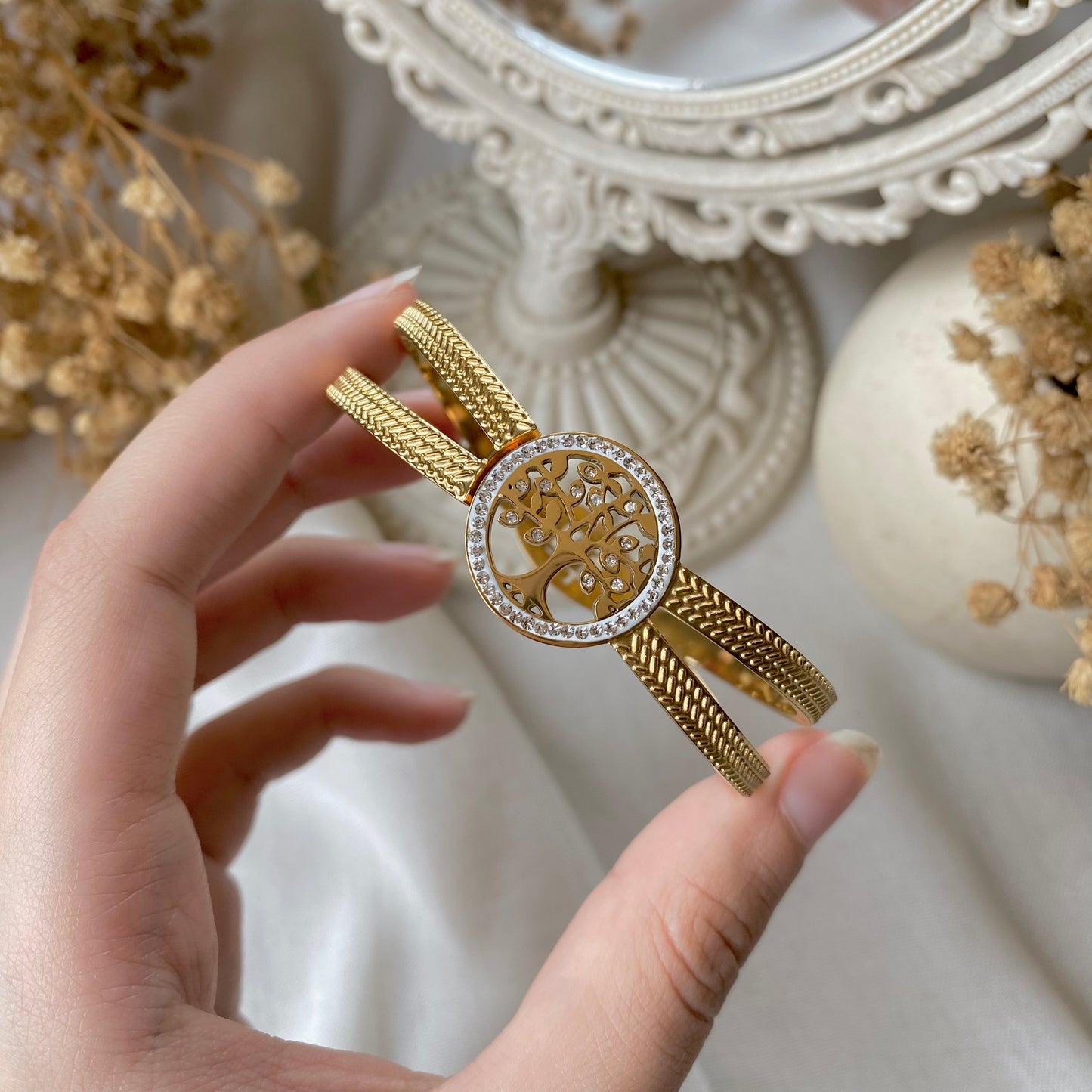 20366 Gold Plated Bangle