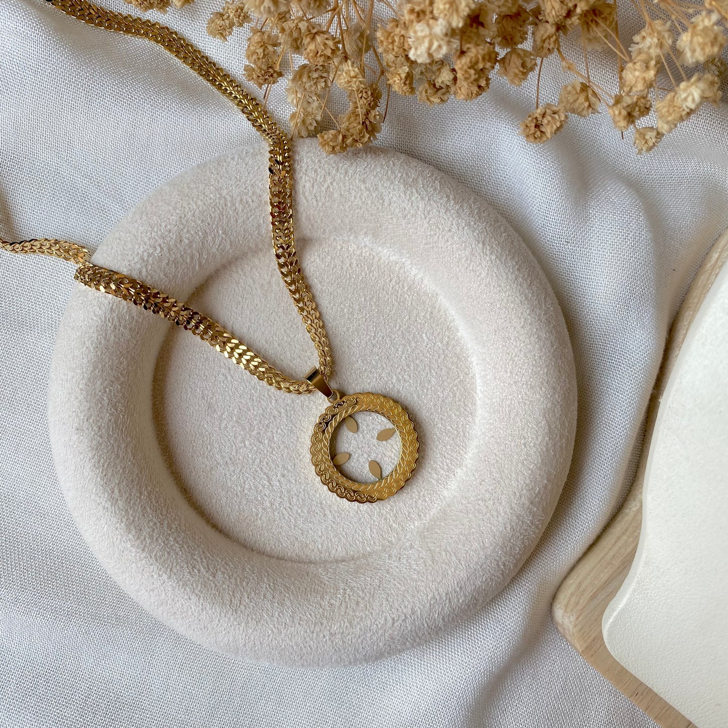 10851 Gold Plated Necklace