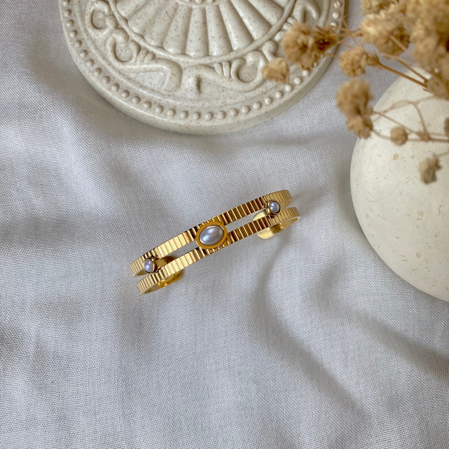 20384 Gold Plated Bangle