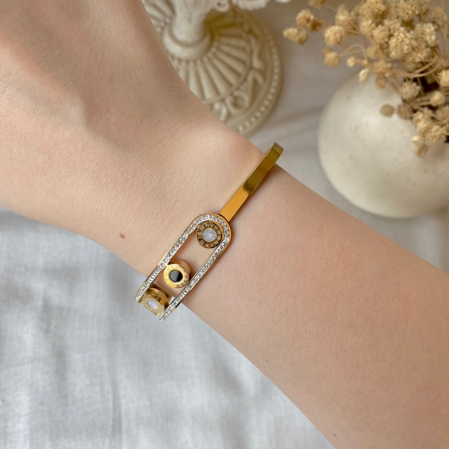 20374 Gold Plated Bangle