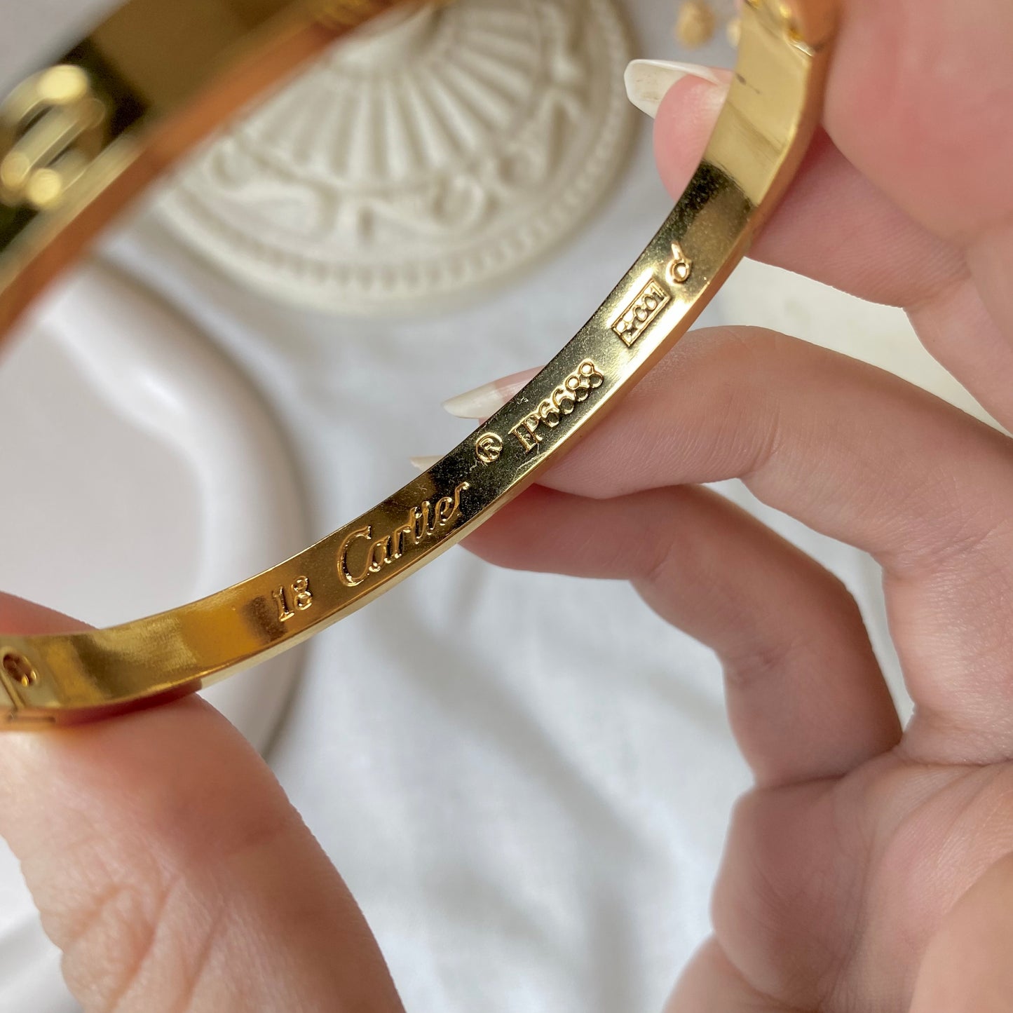 20380 Gold Plated Bangle