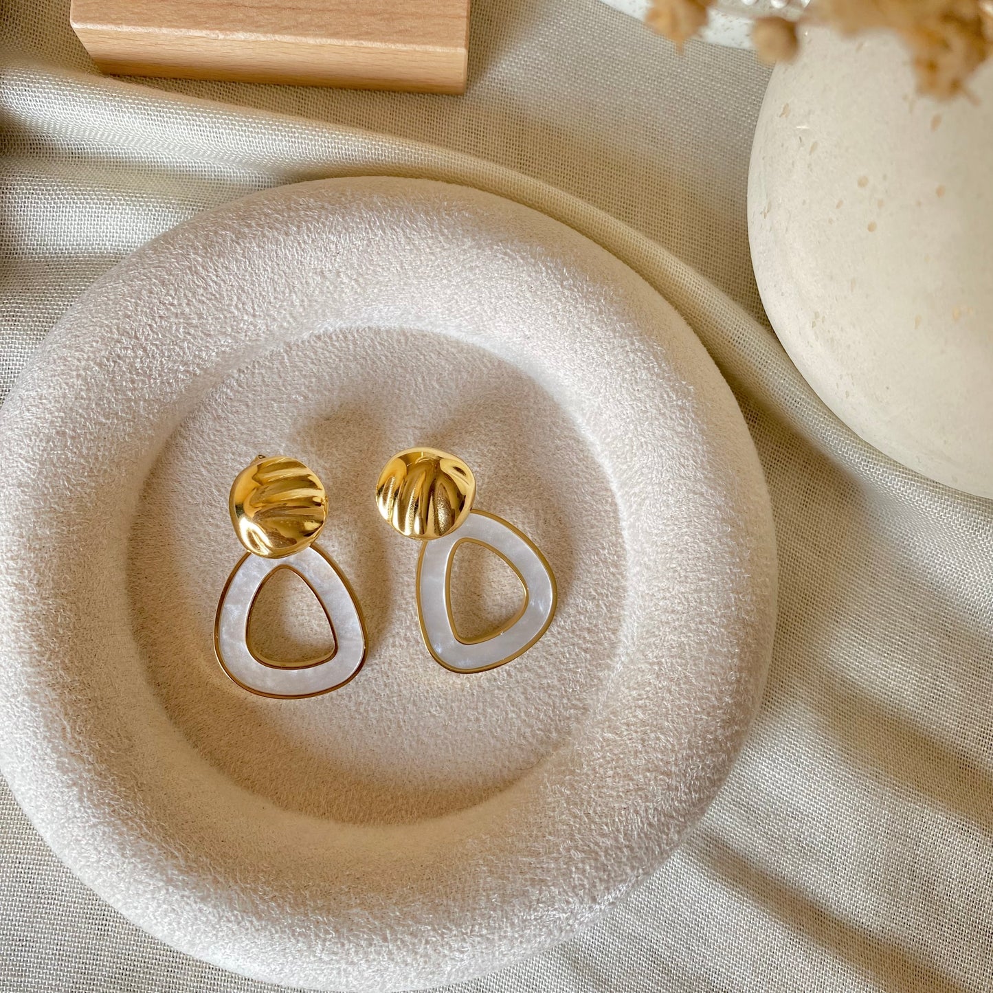 40507 gold plated Earrings