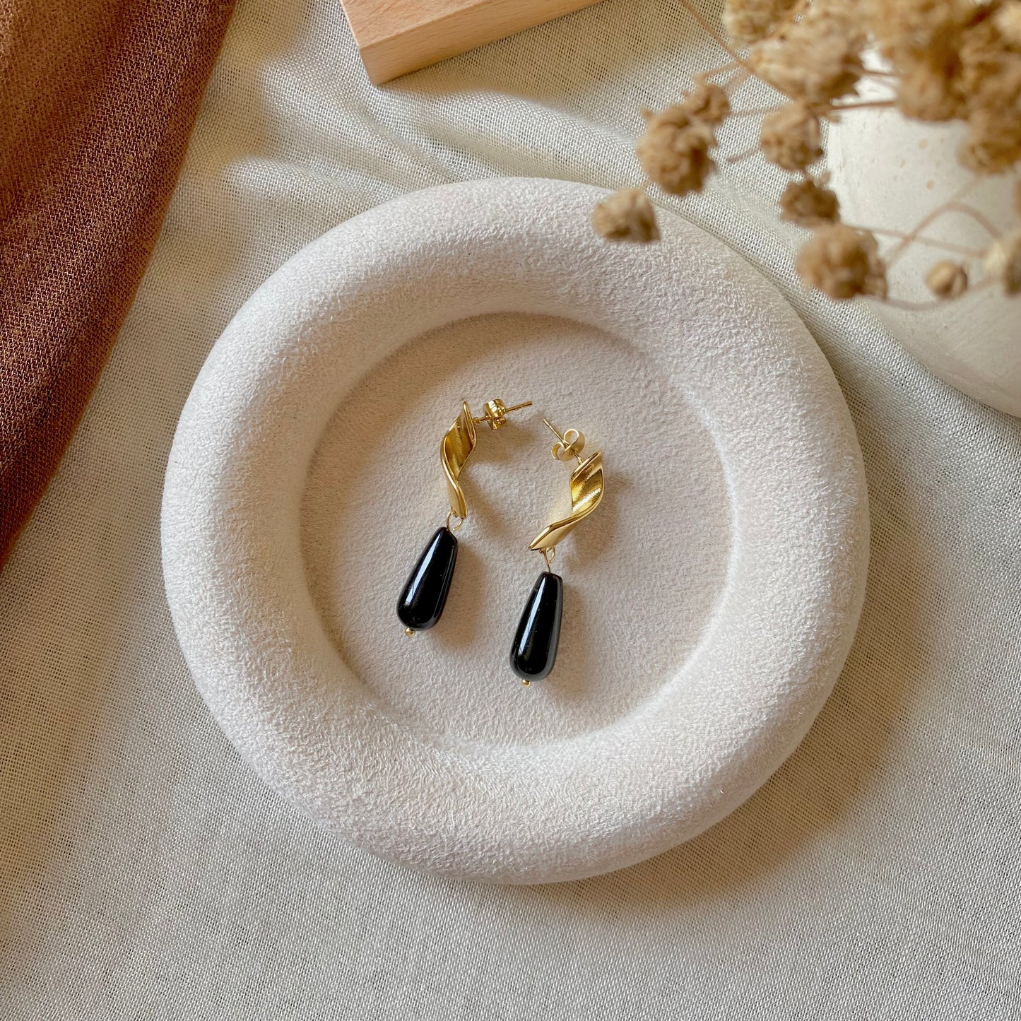40498 gold plated Earrings